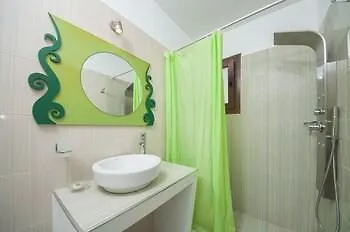 Depis Place & Hotell