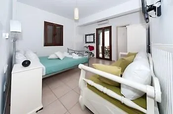 Depis Place & Hotell Naxos City