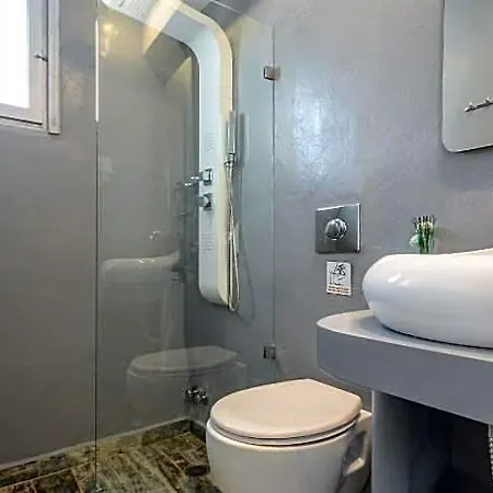 Hotel Depis Place &